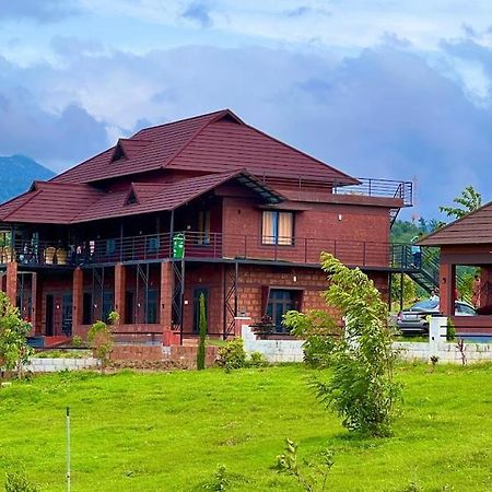 Misty Valley Resort Varagampadi Экстерьер фото