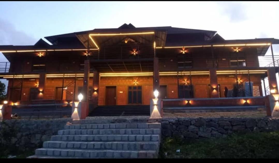 Misty Valley Resort Varagampadi Экстерьер фото